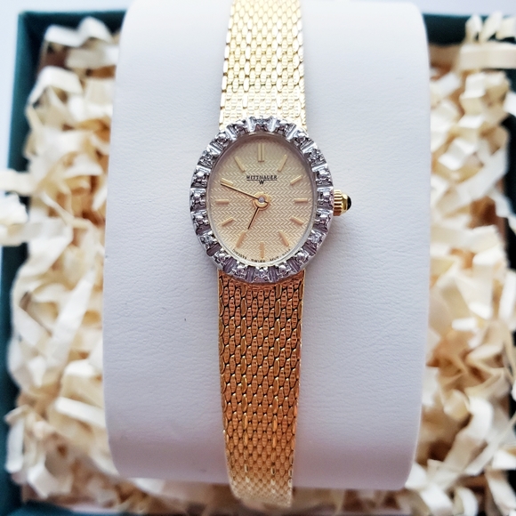 Wittnauer Women's Vintage Gold And Diamond Watch - Picture 4 of 8